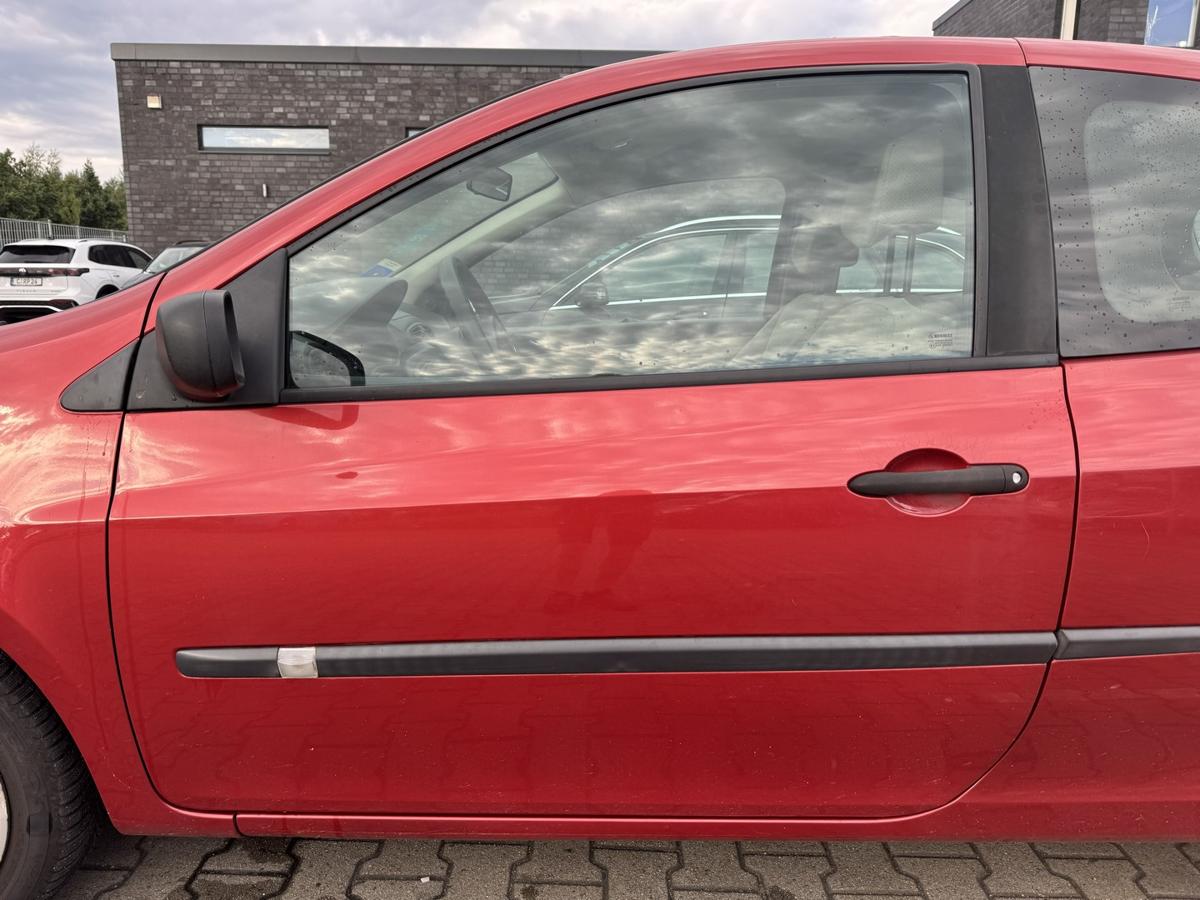 Renault Clio 3 original T&uuml;r vorn links TEB76 red of fire 3-T&uuml;rer Rohbau Bj.2005